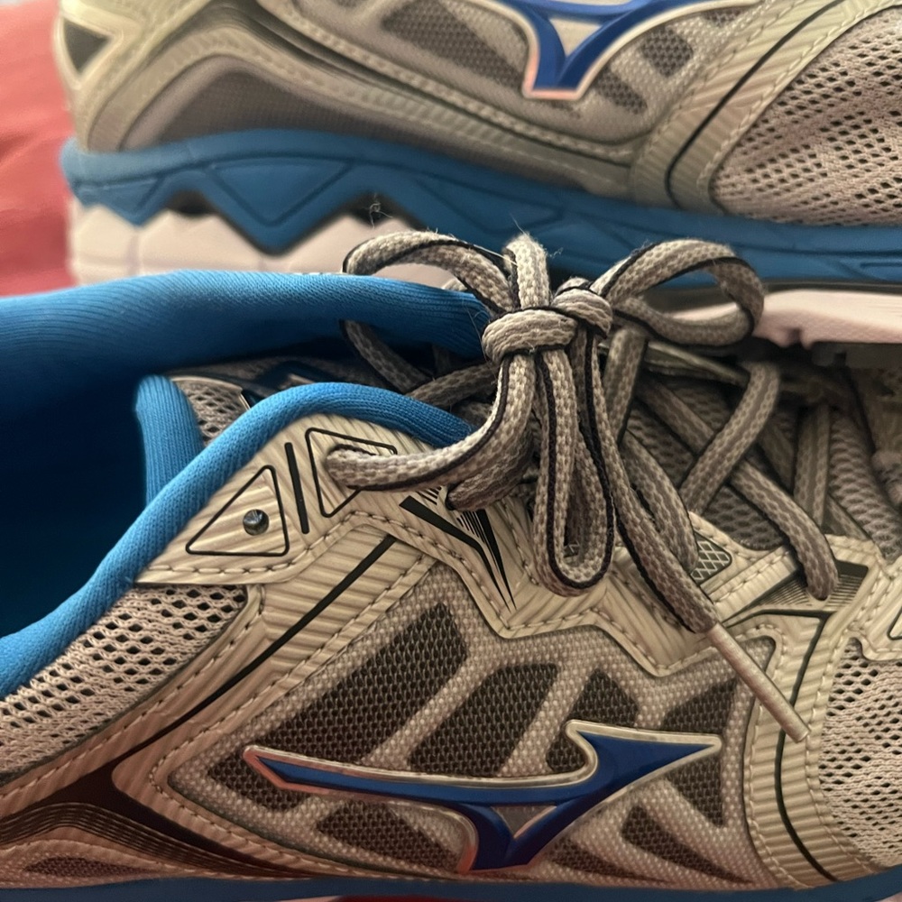 Womens Brooks Running Shoes